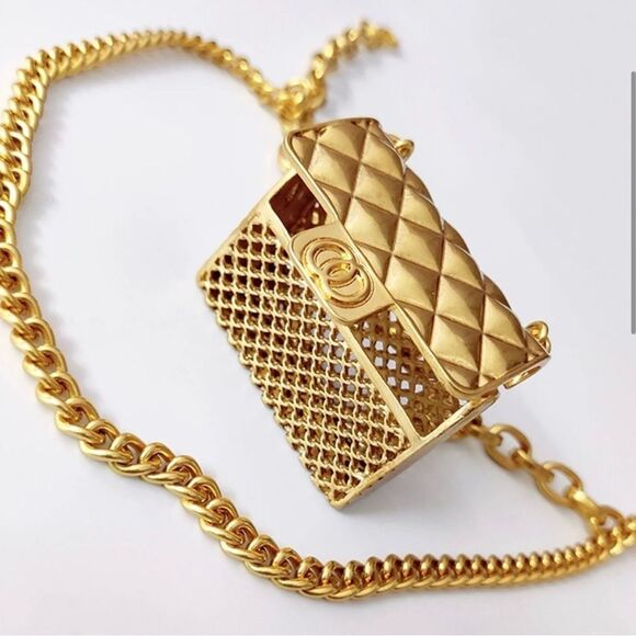 Gold Chain Body Harness with Miniature Bag Accent - Picture 4 of 4